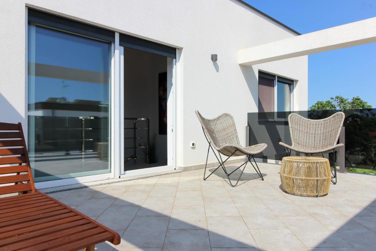 Modern Villa Nerina With Private Pool Near PUY Exterior foto